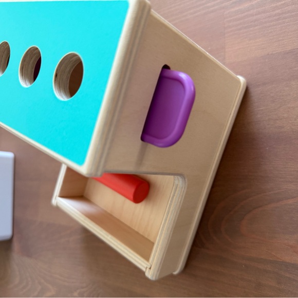 Lovevery peg drop - Picture 2 of 3